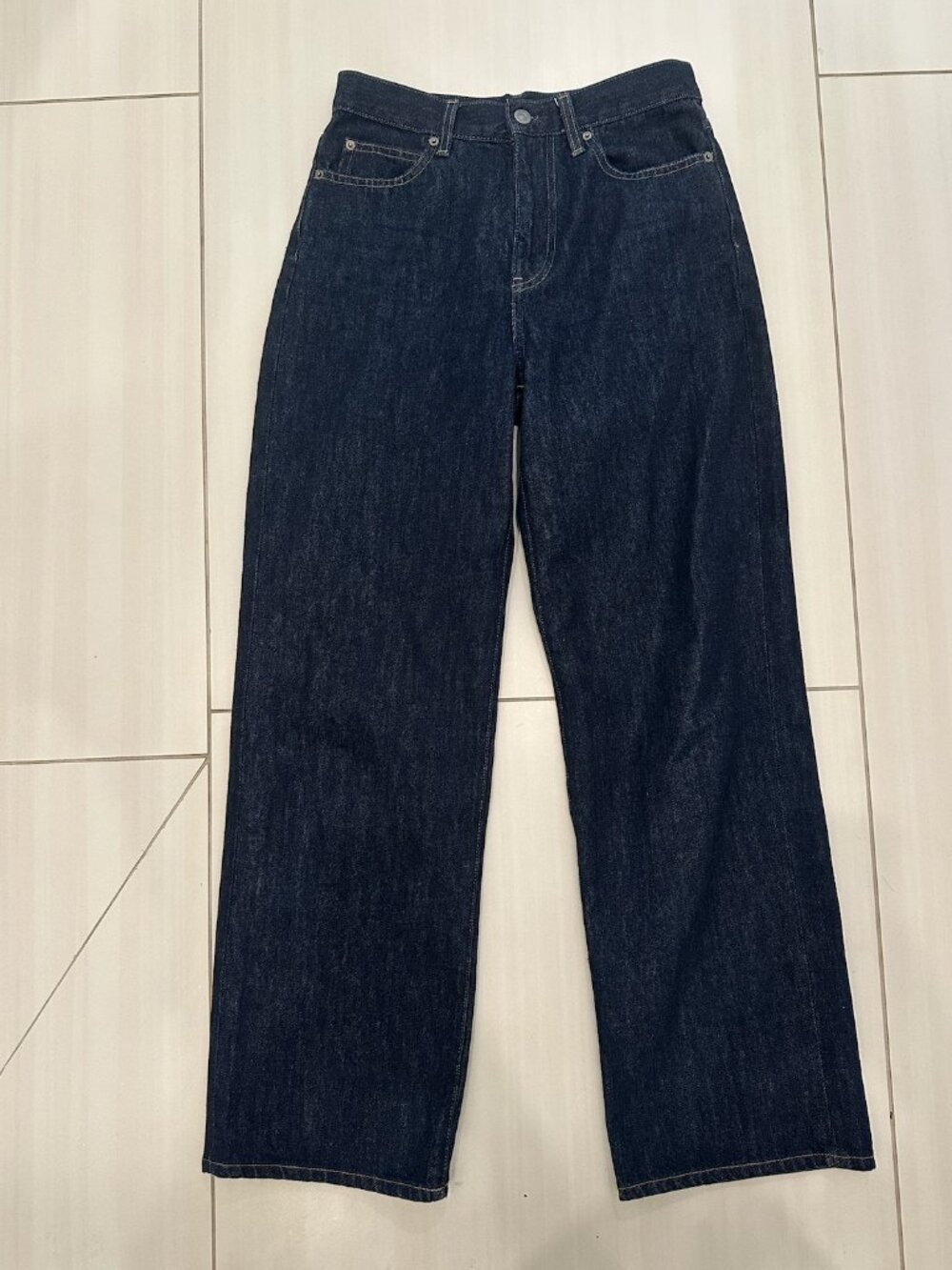 uniqlo japan high waisted straight leg jeans size S dark wash